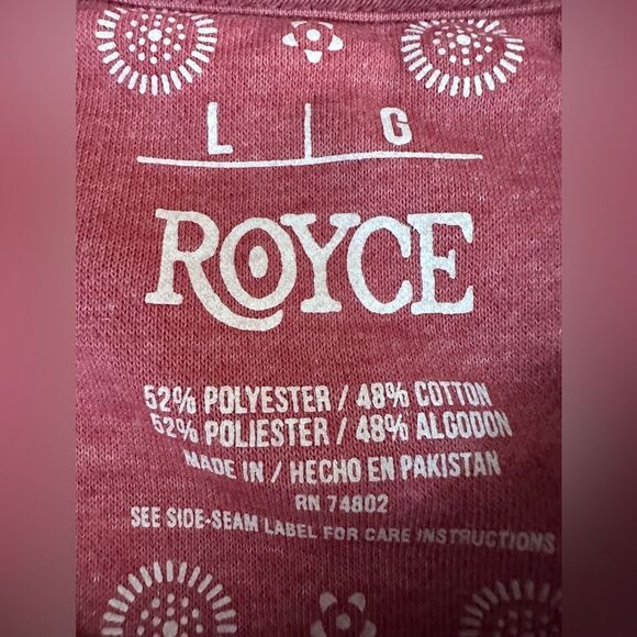 Royce Women's Nantucket Sweatshirt Size L in traditional Nantucket Red - Picture 9 of 13